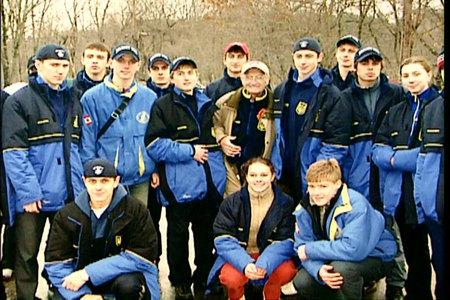 Gene with players for the Druzhba '78 team